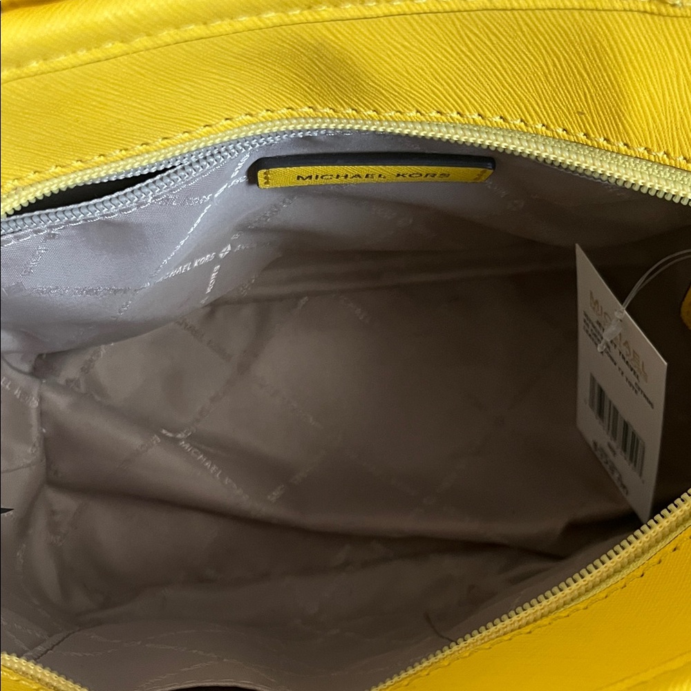 Michael Kors Citrus π Jet Set Travel Tote Leather with Removable Strap - Picture 6 of 16